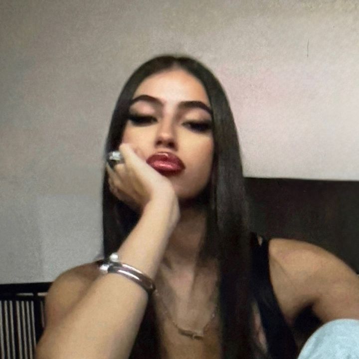 Hire .....hlmao influencer with 717.5k
