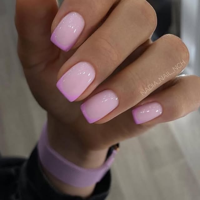  ......nails   'recent posts' 