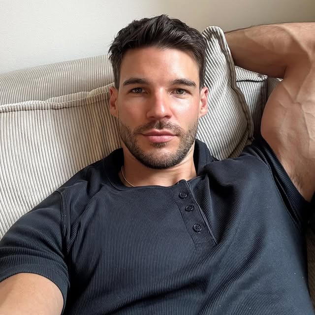  ......._selfie   'recent posts' 