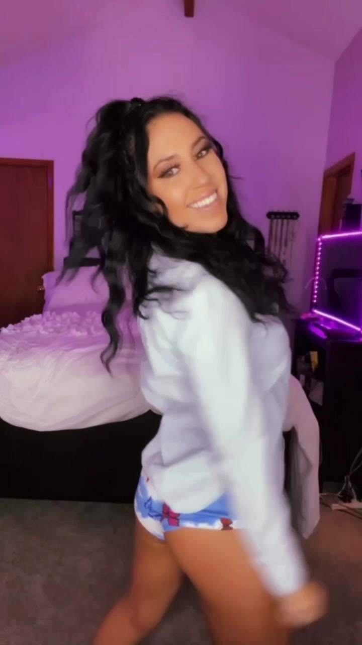  ......xandra  'recent videos' 