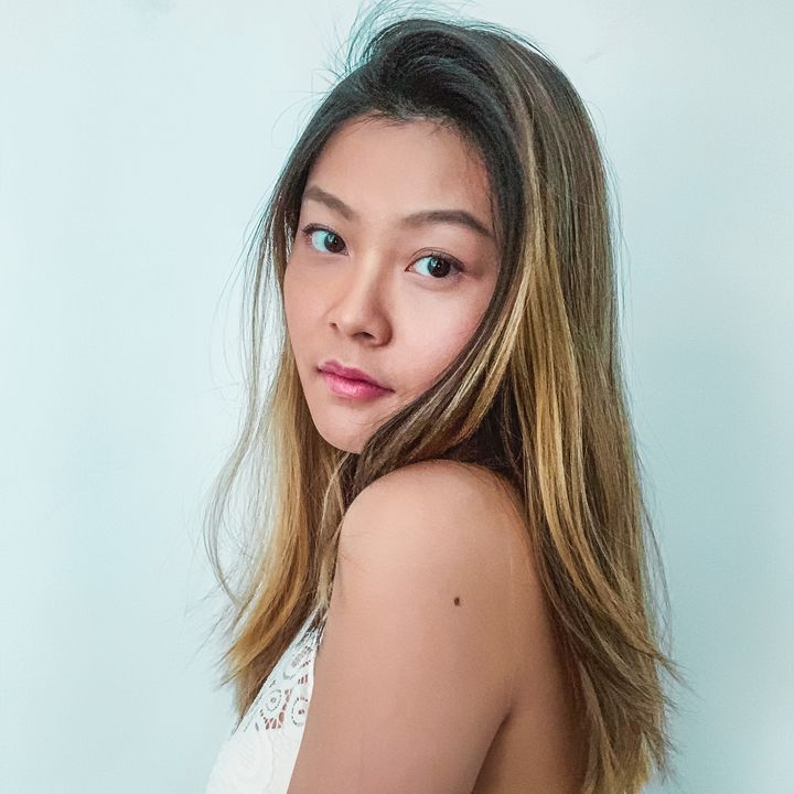Hire .........anacomeon influencer with 35.2k