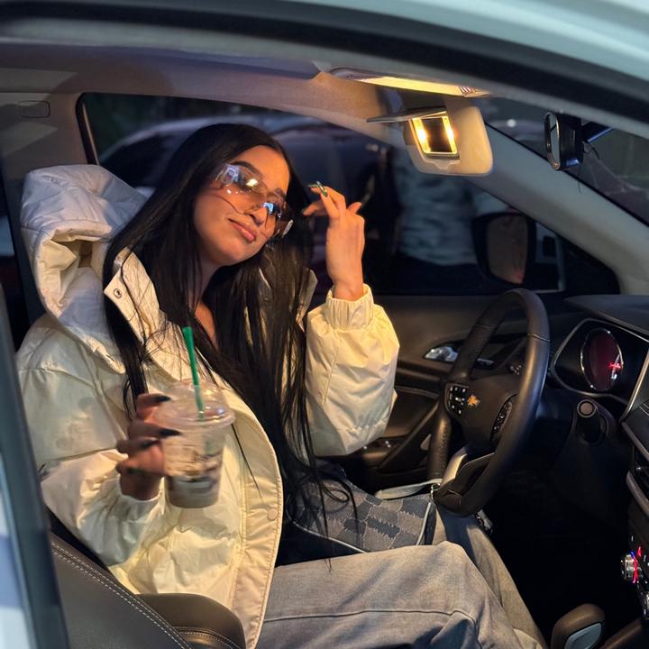 Hire .......andra.25 influencer with 603.8k