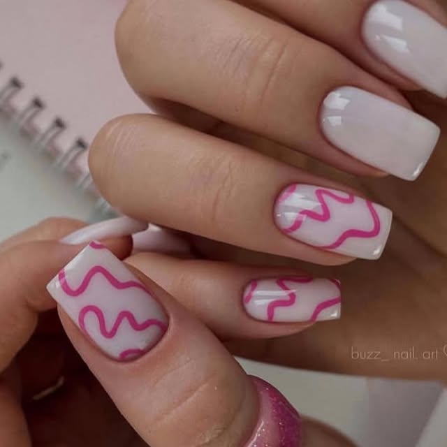  ......nails   'recent posts' 