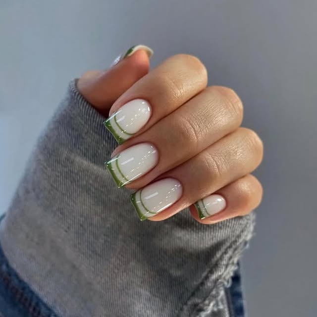  ......nails   'recent posts' 