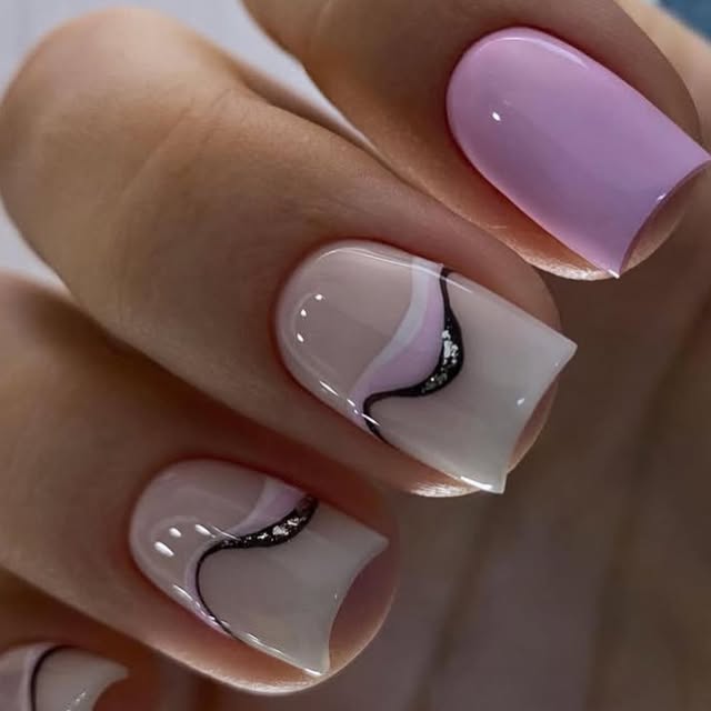  ......nails   'recent posts' 
