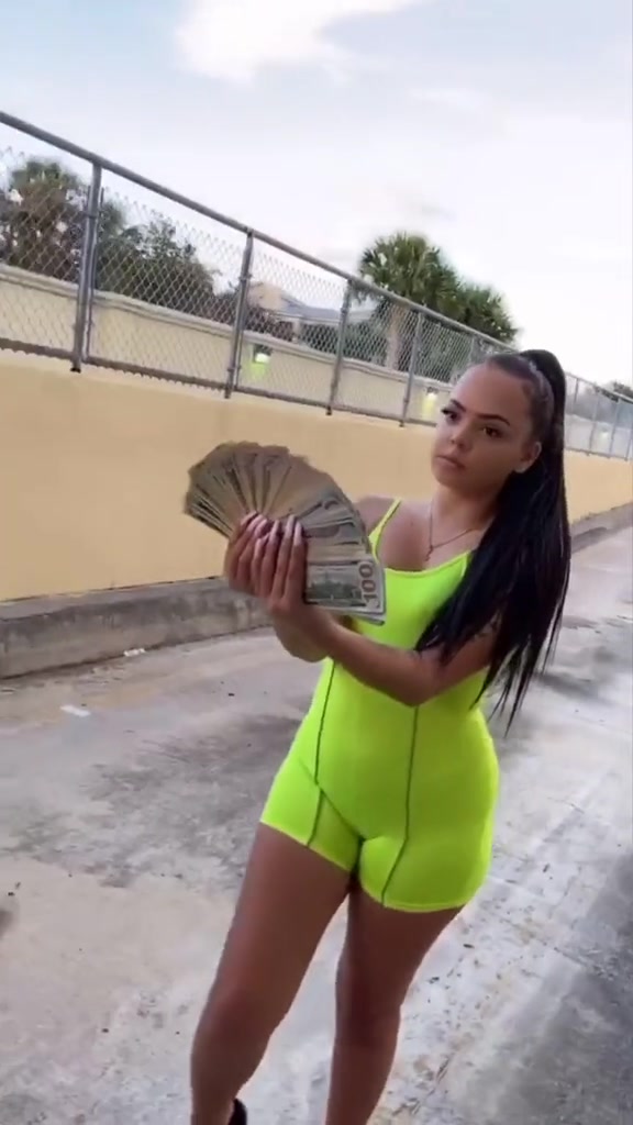  .....thayla  'recent videos' 